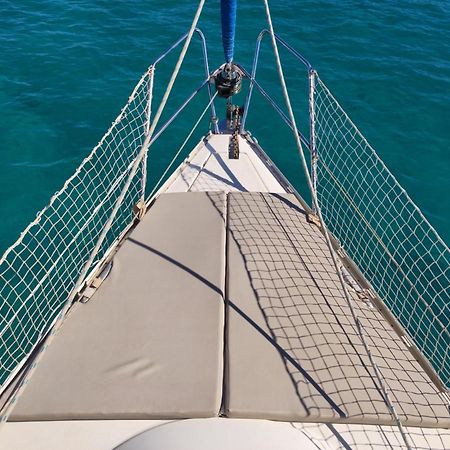 فندق Magnifico Barco En La Graciosa كاليتا دي سيبو المظهر الخارجي الصورة
