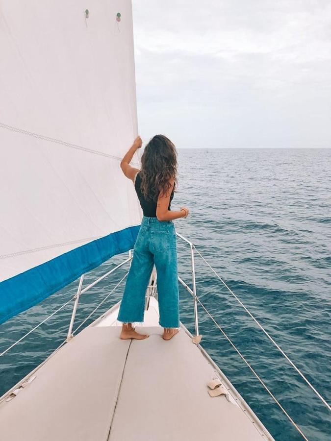 فندق Magnifico Barco En La Graciosa كاليتا دي سيبو المظهر الخارجي الصورة