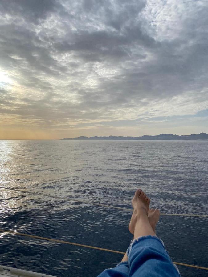فندق Magnifico Barco En La Graciosa كاليتا دي سيبو المظهر الخارجي الصورة